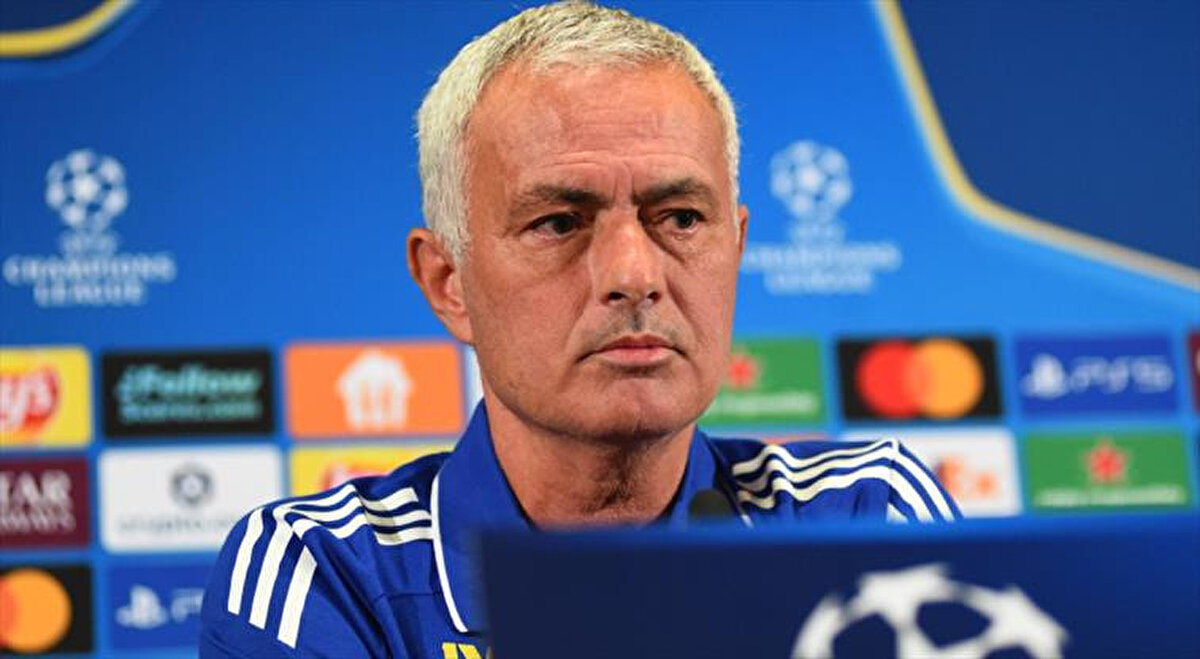 Karabağ maçının ardından açıklamalarda bulunan Benfica Başkanı Rui Costa, Jose Mourinho iddialarıyla ilgili olarak bir açıklama yaptı.