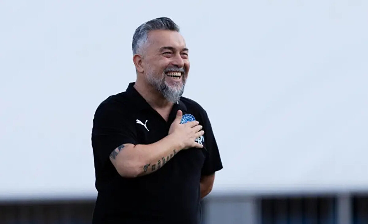 SERKAN REÇBER KİMDİR?<br><br>1975 doğumlu eski Milli futbolcu Serkan Reçber futbol hayatına Zeytinburnu takımı alt yapısında başlamıştır.<br><br><br>