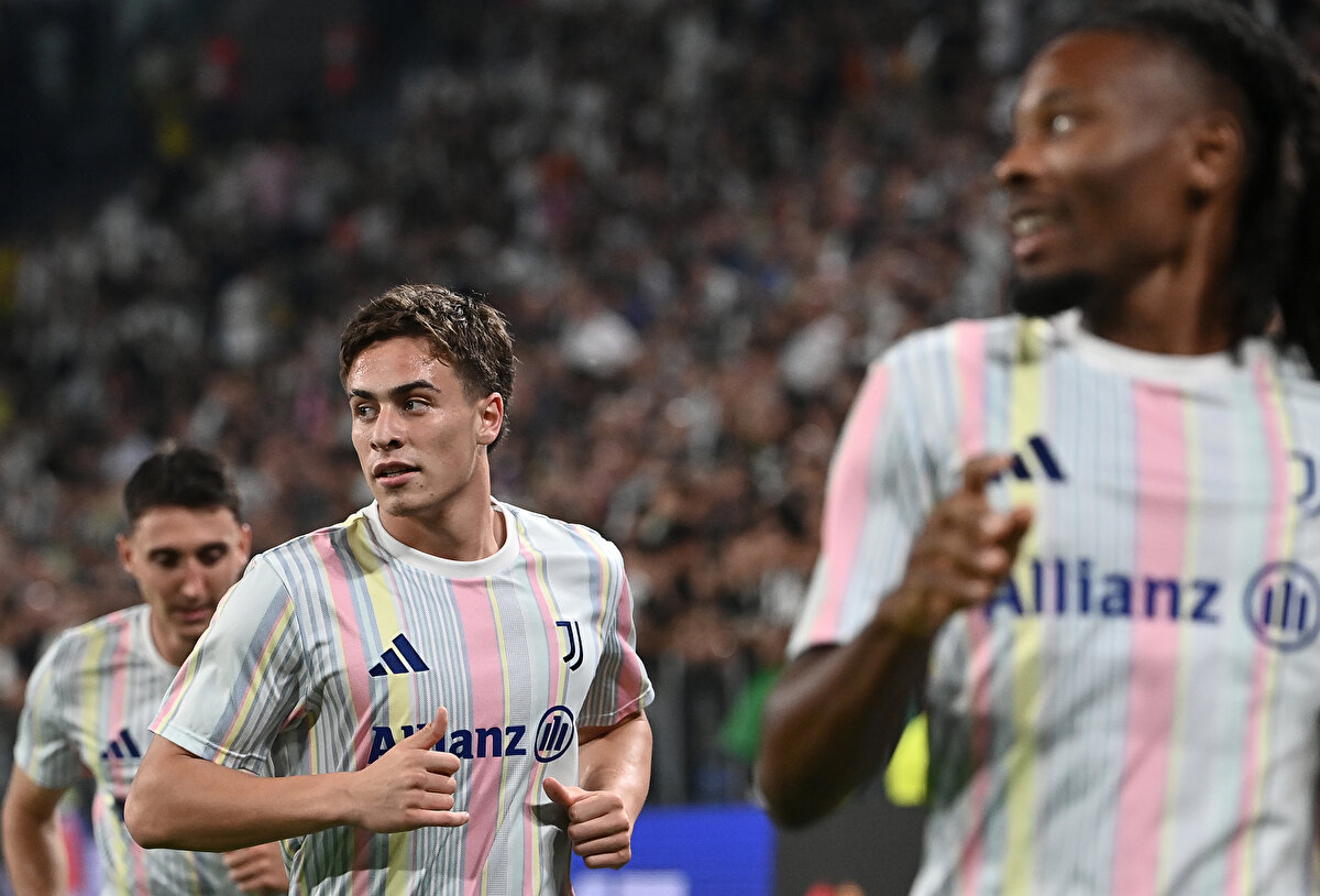 İtalya gazetesi Calciomercatao'nun haberine göre; Juventus, Kenan Yıldız'ın bonservisini 80 milyon Euro olarak belirledi. 