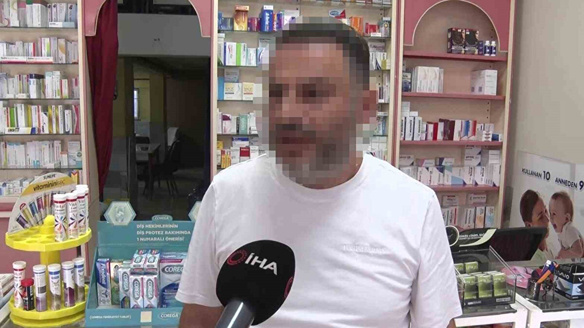 Eczane sahibi Ö.B., yaşadıklarını şu sözlerle anlattı, "Cemil Meriç Mahallesi’nde Mehtap Eczanesi’nde çalışmaktayız. Daha önceden herkesin başına bela olan, gasptan, çalıntı motosiklet, araba hırsızlığından içeri girip sonra salıverilen kişiler tarafından darp edildim. Darp edildikten sonra benden 200 bin dolar haraç istediler. Bunu emniyetteki ifadelerimde de dile getirdim. Bu şahıslar halen dışarıda. ’Bu parayı vermeyeceğim’ dedikten iki gün sonra eczanemizi kurşunlattılar. Bunlar çete olmuşlar, herkese kurşun atan, başına bela olan, hırsızlık yapan, herkese zarar veren kişiler. Daha önce bir pastanede de şahsı darp ediyorlar, elindeki parayı alıyorlar, yine içeri giriyorlar ve yeni çıktılar hapisten. Aynı şekilde devam ediyorlar. Polise gerekli ifadeleri ve isimleri verdik ve emniyet tarafından aranıyorlar. Eczaneyi açtığımızda bir baktık komple eczane kurşunlanmış vaziyette emniyette bunun bütün kamera görüntüleri var" dedi.