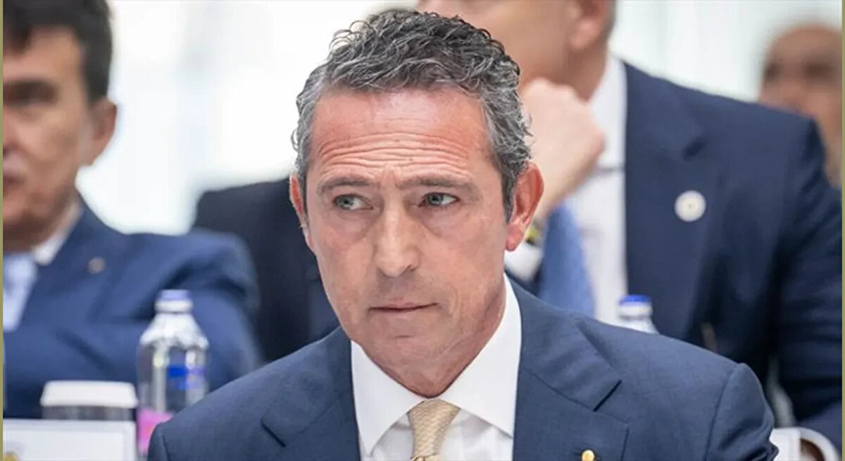 "EVRAKTA SAHTECİLİK..."<br><br>"Başkana şunu aktardım, evrakta sahtecilik, sınav sorularının manipüle edilmesi, istenen hakemlerin kayrılması, istenmeyenlere mobing yapılması... Ferhat Gündoğdu'nun internet bazlı, FaceTime ile hakemleri arayıp 'Şu başkanla görüştüm, maçta sıkıntı olmasın' gibi manipülatif sözler söylediği... Bu niyetli TFF'nin bu niyetli MHK Başkanı ile sıkıntıya düşmesi... Yazık olur.."