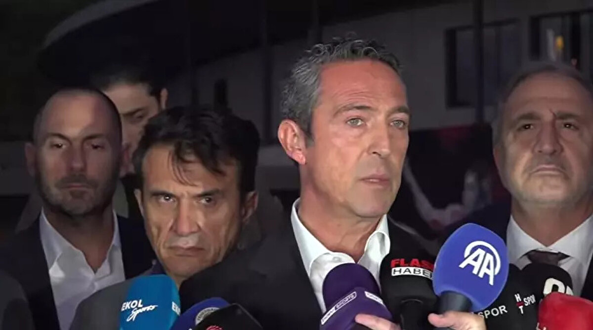 "LAKABI TAKTİK SUBAY"<br><br>"MHK Başkanı'nın hakemler arasında lakabı 'Taktik Subay' olarak geçiyor. Çünkü TFF Başkanı'nı çok kolay ikna ediyor. Bu bizim için namus davasıdır ve sonuna kadar gideceğiz."