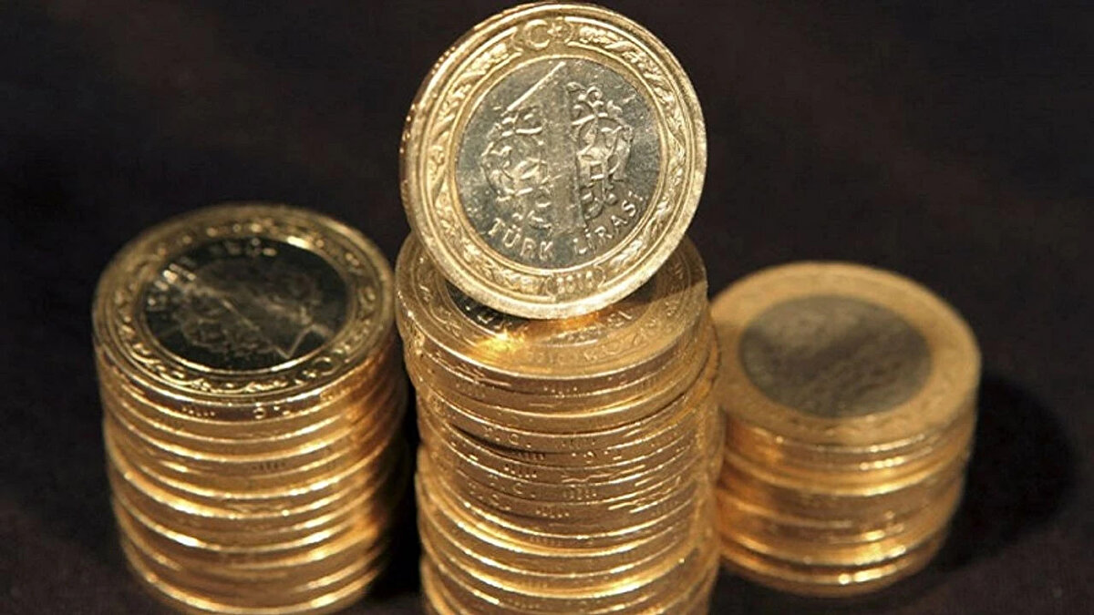 Geçtiğimiz yıl aynı sebepten dolayı 10 ve 25 kuruşun üretimine son veren darphanenin 50 kuruş üretimini de durduracağı belirtildi.