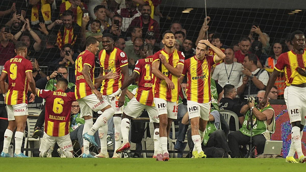 Beşiktaş, Süper Lig mücadelesinde Göztepe karşısında 36. dakikada penaltı bekledi.