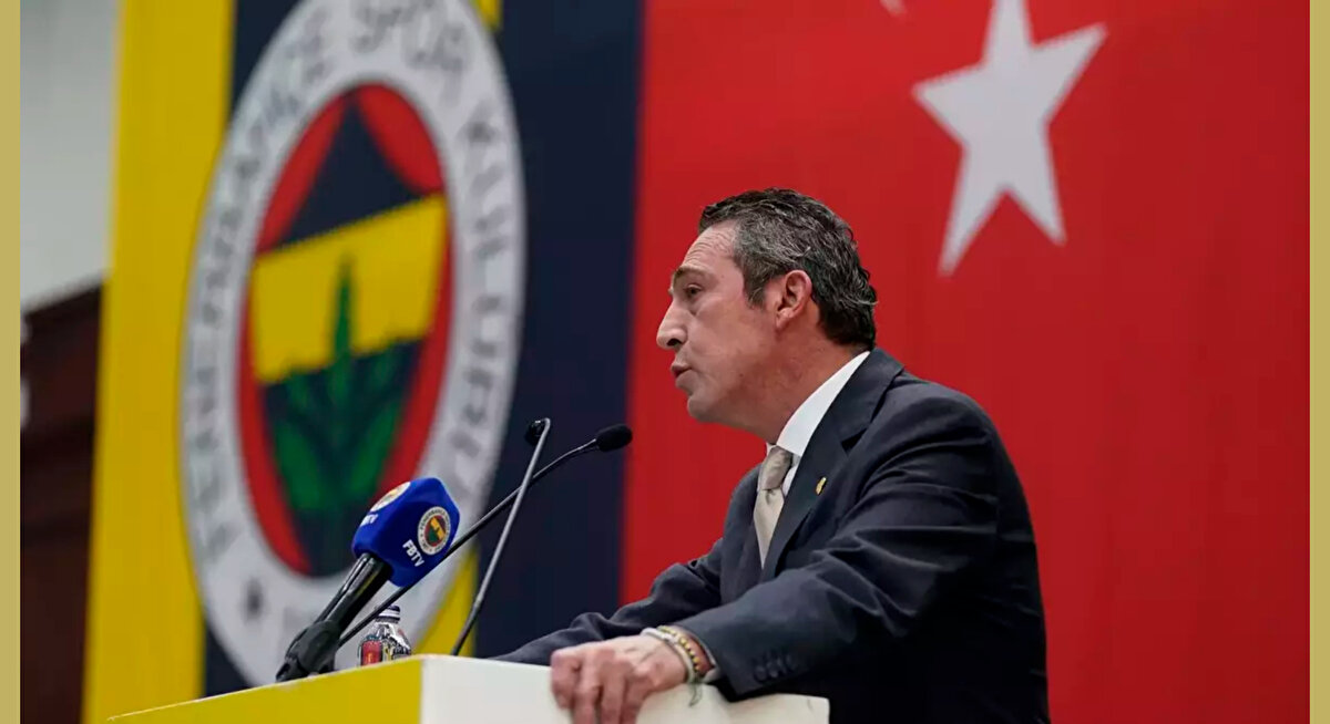 "BAŞKAN SEÇİM İÇİN ÇALIŞMAZ, FENERBAHÇE İÇİN ÇALIŞIR"<br><br>Daha önce de söyledim. Fenerbahçe Başkanı seçim için çalışmaz, Fenerbahçe için çalışır, icraatle konuşur. Eylül ayında Bankalar Birliğinden çıkmanın müjdesini verdik. 7 dev projemiz son hızıyla başladı; Maltepe Tesisleri gibi geleceğe dönük yatırım tesislerimizin temellerini attık.