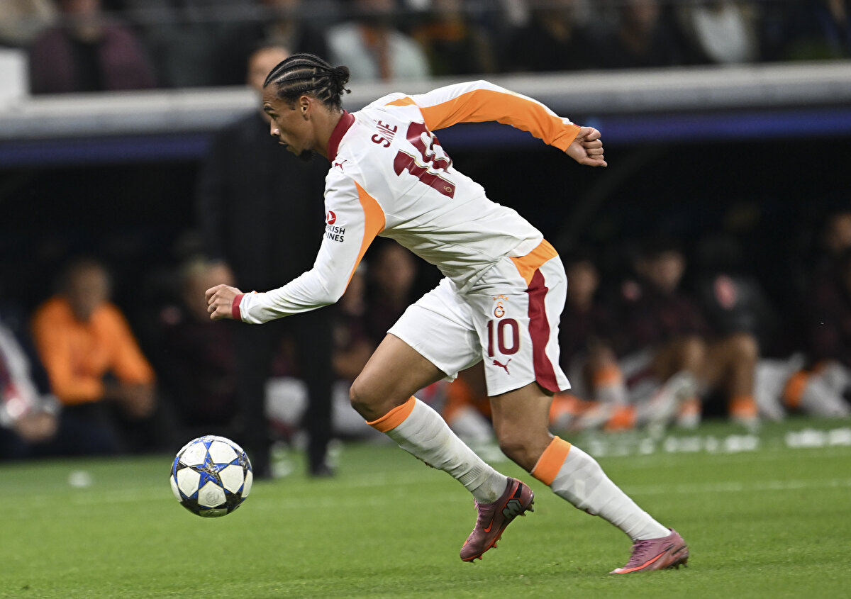 (49. SIRA) GALATASARAY: 41.750 PUAN<br><br>Galatasaray, dünkü maçın ardından 1 sıra düşüş yaşadı.