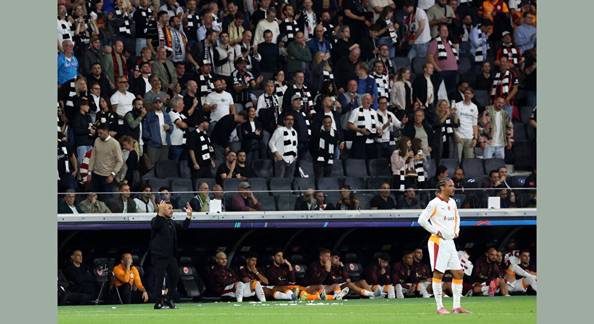 UEFA Şampiyonlar Ligi lig aşaması ilk hafta maçında Eintracht Frankfurt'a konuk olan Galatasaray, 1-0 öne geçtiği karşılaşmada rakibine 5-1 mağlup oldu.