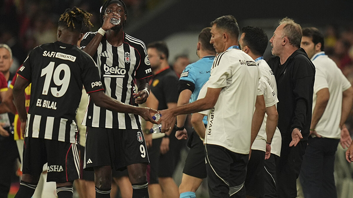 Silva toplam iki top kapma girişiminden sadece birini başarılı bir şekilde tamamladı. Çalım denemelerinde ise 5 girişimden yalnızca ikisini başarıyla tamamladı.