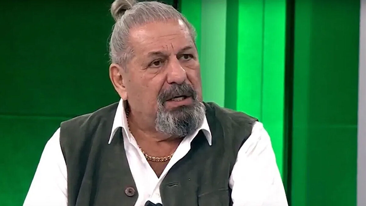 ERMAN TOROĞLU OKAN BURUK'U SORUMLU GÖSTERDİ<br><br>Eleştirilerin bir diğer hedefi ise Okan Buruk oldu. Tecrübeli teknik adam oyuncu değişiklikleriyle eleştirdi. Ekol Sports yorumcusu Erman Toroğlu, Okan Buruk ve Mauro Icardi çok sert sözler söyledi. 