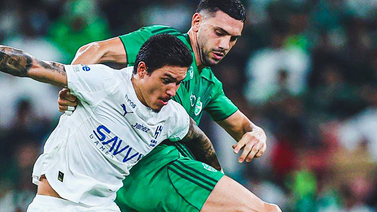 Suudi Arabistan Pro Lig'in 3. haftasında Al Ahli ile Al Hilal karşı karşıya geldi. 