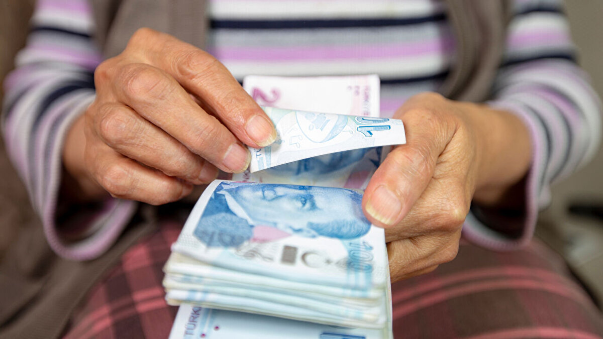 Albaraka<br><br>9 bin 999 TL'ye kadar: 15.9900 TL<br>10 bin - 14 bin 999 TL'ye: 19.800 TL<br>15 bin - 19 bin 999 TL'ye: 22.400 TL<br>20 bin ve üzerine: 25.000 TL