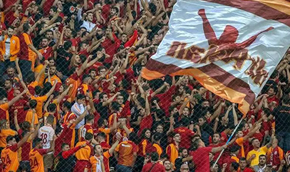 1-) Galatasaray – ultrAslan