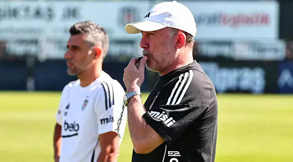 Süper Lig'de son olarak deplasmanda Göztepe'ye 3-0 mağlup olan Beşiktaş'ta kara bulutlar dağılmıyor. Kayserispor maçı öncesi teknik direktör Sergen Yalçın ve teknik ekibi korkutan bir detay öne çıktı.
