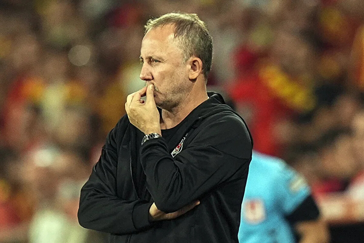 İşte forma giyemeyecek olan futbolcular: