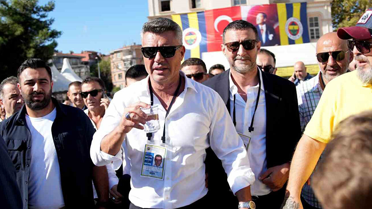 SADETTİN SARAN'IN AÇIKLAMALARI<br><br>Sadettin Saran: "Seçimlerin sonucu gösteriyor ki görev birlik olmak. Bu bizim en önemli görevimiz."