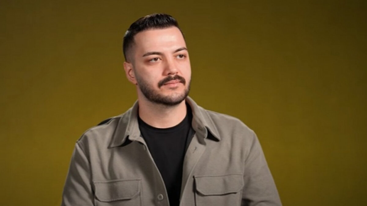 Sabuncuoğlu, seçim sürecinde her iki adayın yakınlarının anlık sonuçlarla ilgili açıklamalarda bulunmaması gerektiğini belirterek, "Seçimin başından sonuna kadar sandıklar kapandıktan sonra süreç takip edilmeli. Öncesinde herkes farklı kazandık diyordu; farkla kazandık gibi ifadeler yanlıştı" dedi.<br>