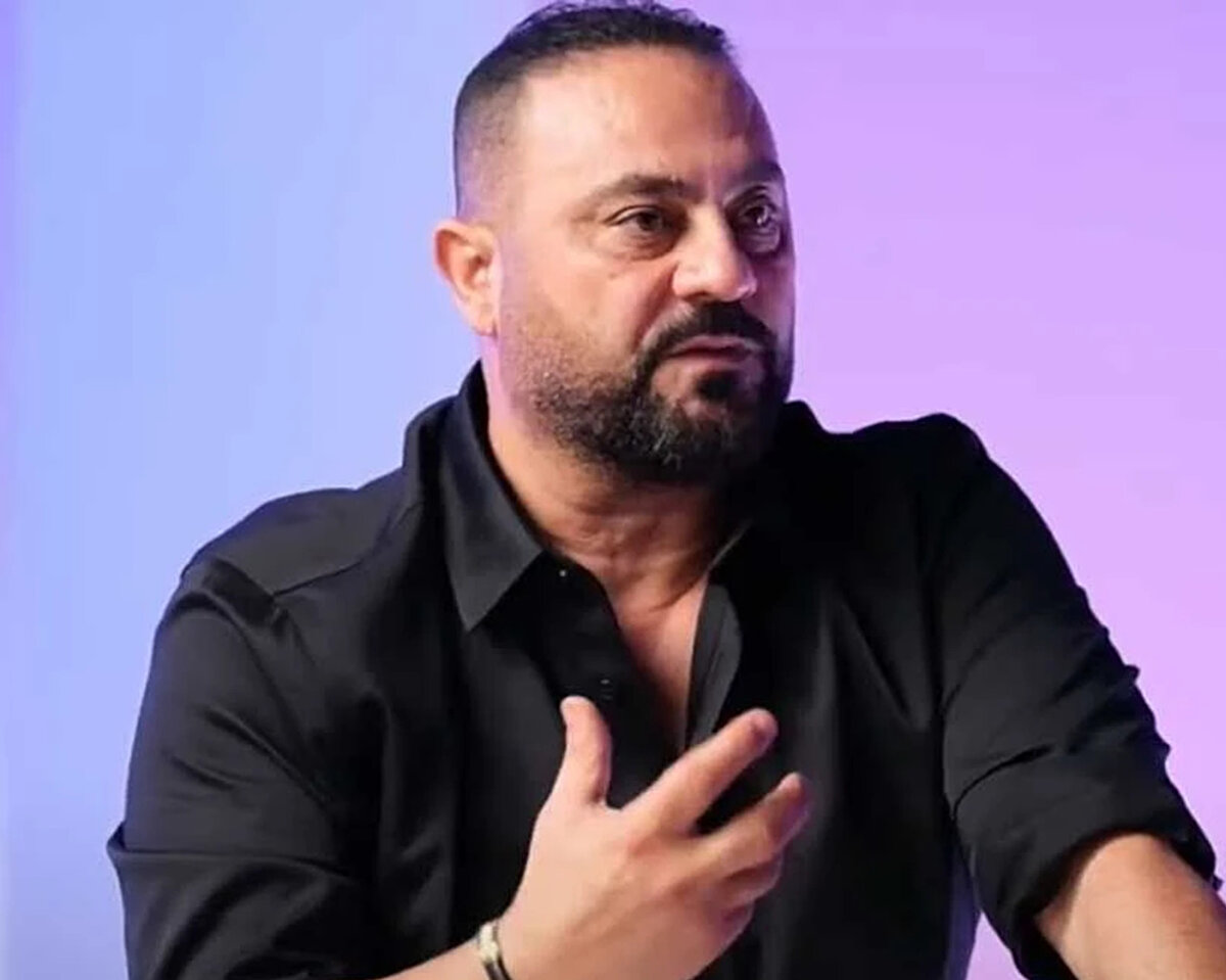 Ali Koç’un en büyük hatasının saha dışındaki açıklamaları olduğunu belirten Şaş, "Galatasaray’ı çok motive etti. Rakiplerini saha dışı söylemleriyle diri tuttu. Eğer enerjisini sadece takımına verseydi, Fenerbahçe 99 puanla şampiyon olamadığı sezonda mutlu sona ulaşabilirdi" ifadelerini kullandı.