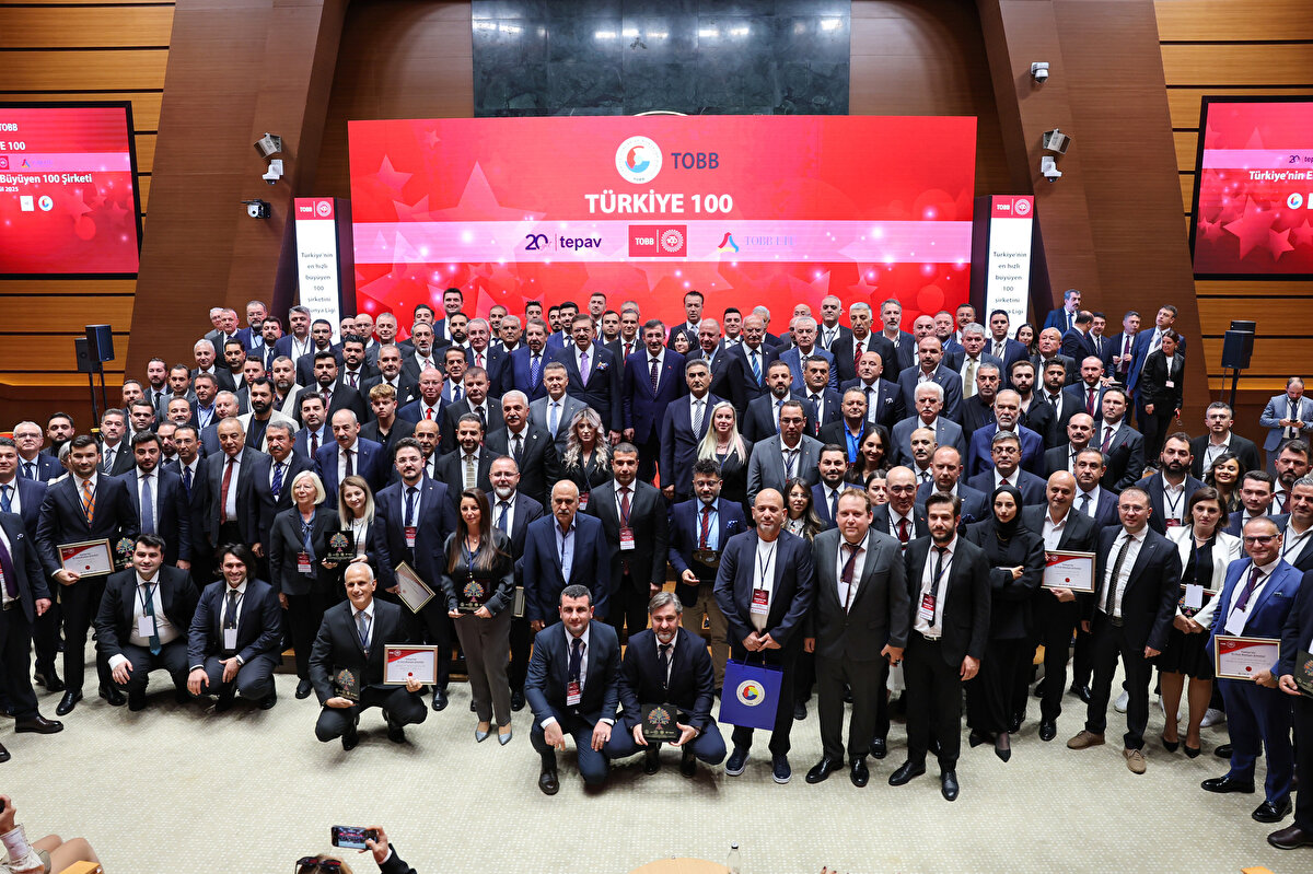 Türkiye Odalar ve Borsalar Birliği (TOBB) öncülüğünde, TEPAV ve TOBB ETÜ iş birliğiyle hazırlanan “Türkiye’nin en hızlı büyüyen 100 şirketi” listesi belli oldu. 2021-2023 arasındaki ciro artışına göre belirlenen listede, 25 farklı şehirden ve 34 sektörden şirketler yer aldı.