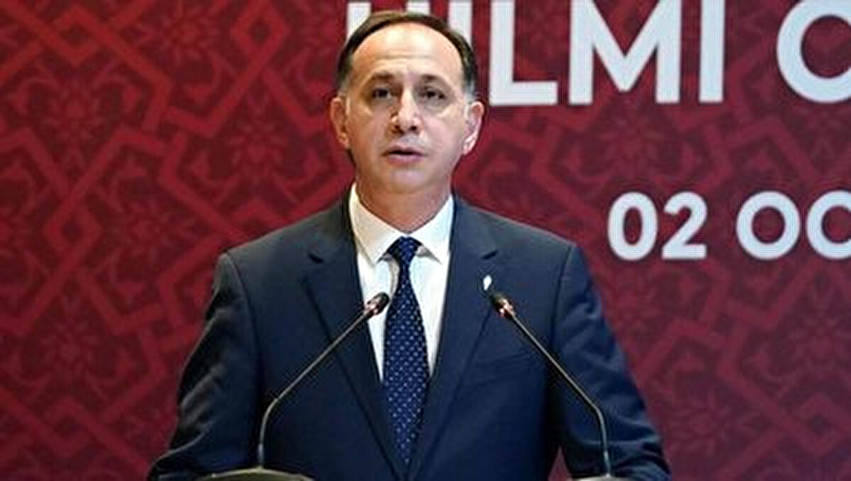 HACIOSMANOĞLU İLE GÖRÜŞTÜ<br><br>TFF Başkanı İbrahim Hacıosmanoğlu'nun Ferhat Gündoğdu ile özel bir görüşme yaptığı ve istifasını kabul edeceği aktarıldı.