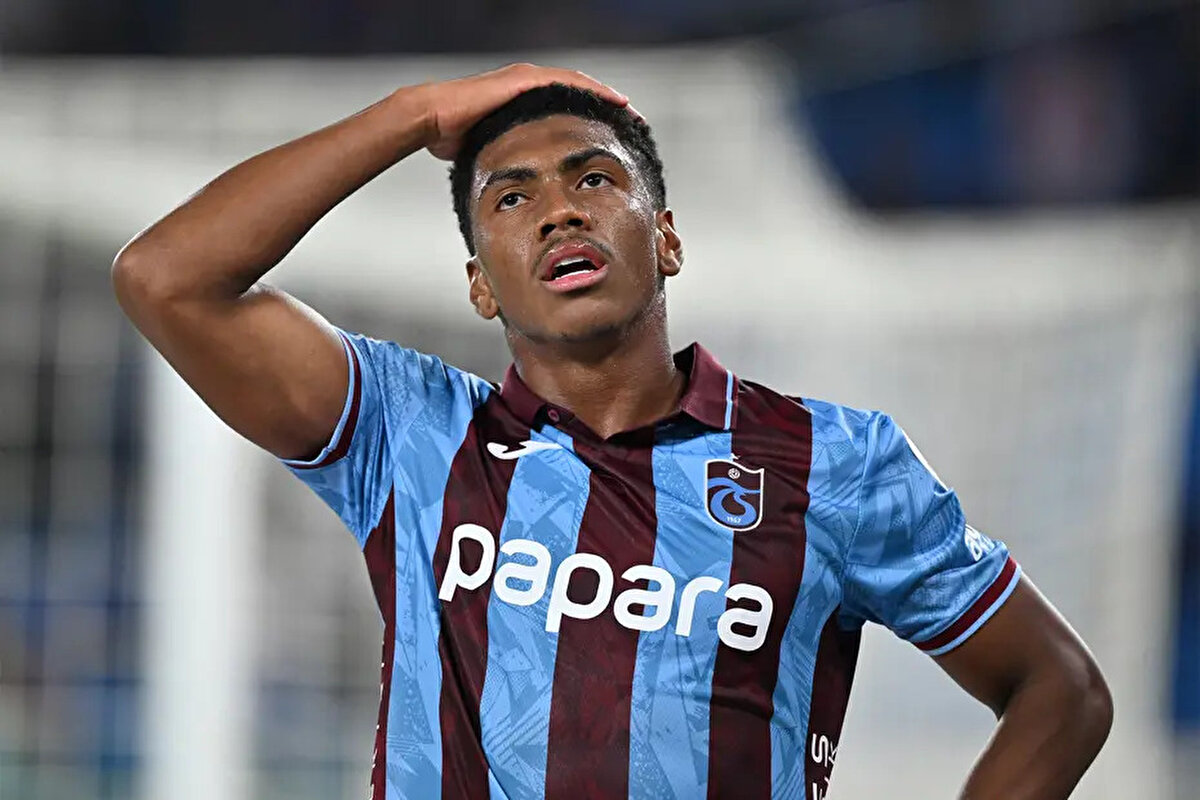 Süper Lig’in 6. haftasında Trabzonspor, Gaziantep FK’yı konuk etti. 90 dakika 1-1’lik eşitlikle sonuçlanırken karşılaşmanın 65. dakikasındaki bir pozisyon tartışmalara yol açtı.<br><br>