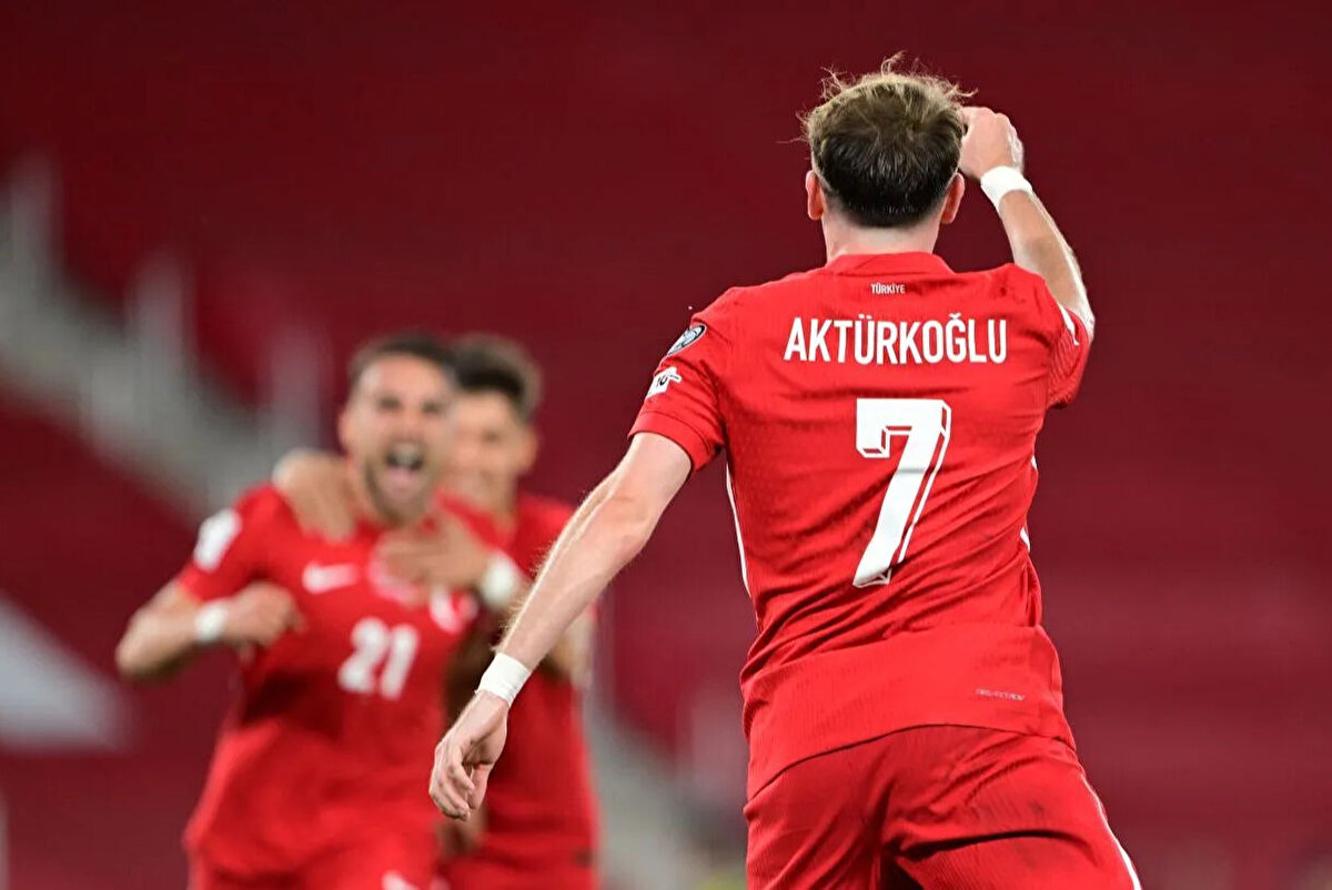 Son hazırlıklar ve beklentiler<br><br>Türkiye, gruptaki son maçına çıkarken prestij için sahada olacak. Teknik direktör ve futbolcular, Bulgaristan karşılaşmasından galibiyetle ayrılarak elemeleri moralli kapatmayı hedefliyor.