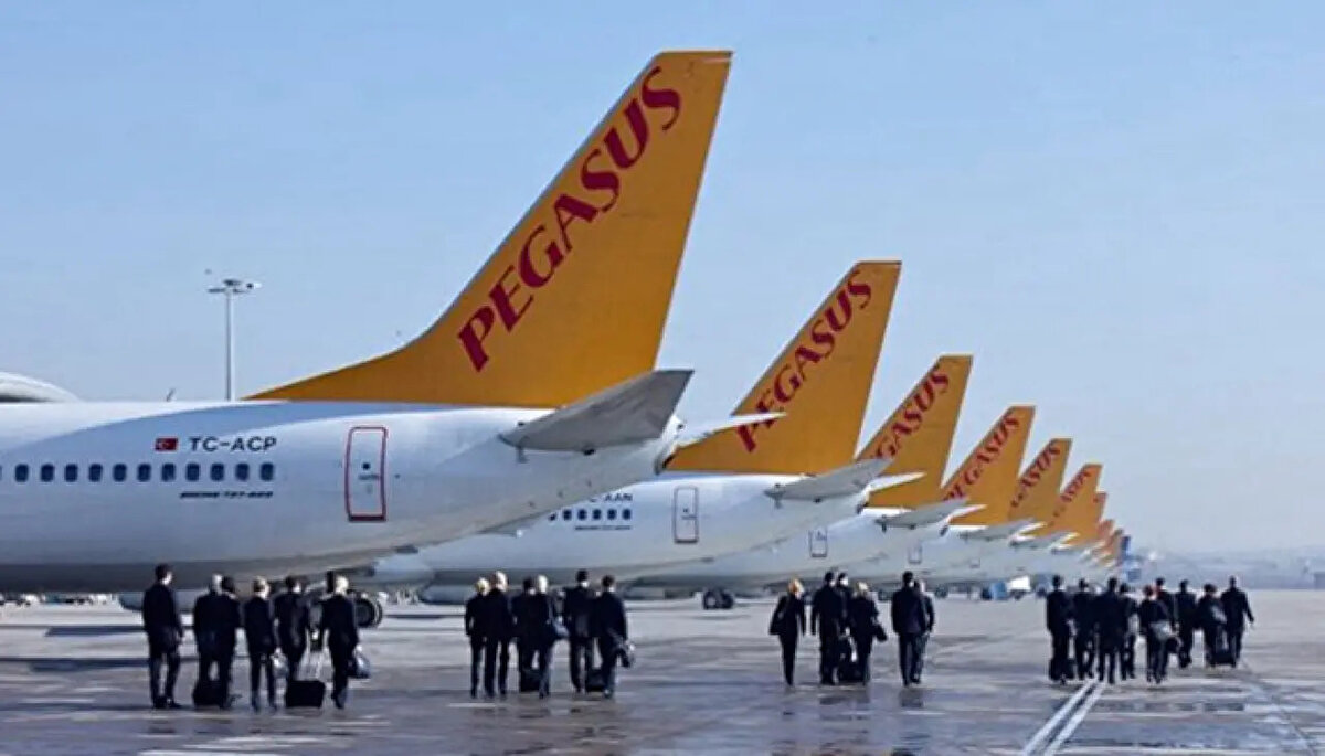 Pegasus, BolBol üyelerine özel sunduğu bu kampanya ile yurt dışı seyahatlerini çok daha ekonomik hale getiriyor. 9€+vergilerden başlayan fiyatlarla satışa çıkan biletlerde sınırlı sayıda koltuk bulunuyor. Kampanya, 23-24 Eylül tarihlerinde yapılacak bilet alımları için geçerli.