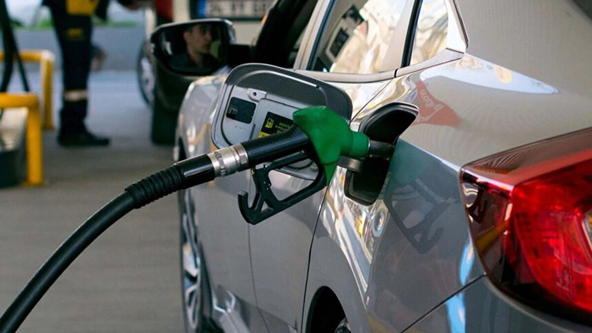 İstanbul Anadolu Yakası<br><br>Benzin: 52,92 TL<br><br>Motorin: 54,28 TL<br><br>LPG: 25,88 TL