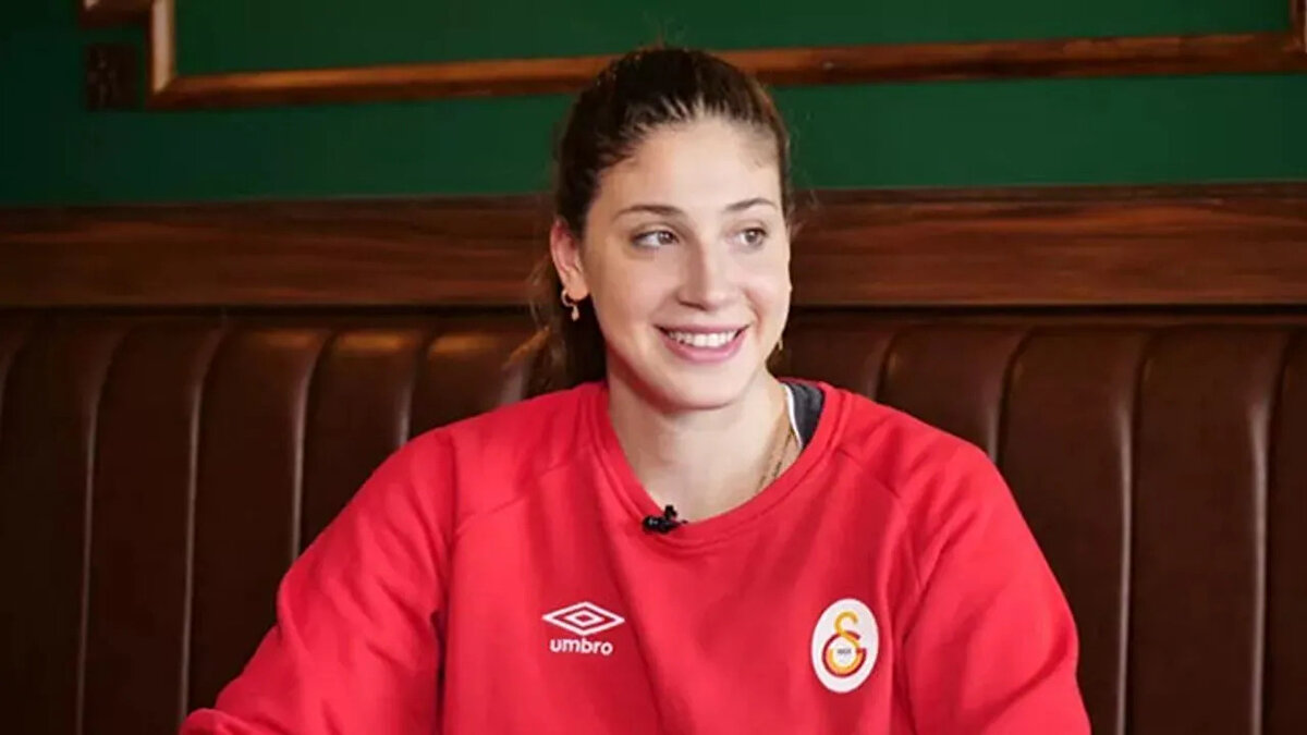 İlkin Aydın Milli Takımdan Ayrılmadı<br><br>Tüm bu bilgiler ışığında; İlkin Aydın takımdan atıldı mı, çıkarıldı mı, ihraç mı edildi sorularının yanıtı hayır. Sosyal medyada dolaşan iddialar asılsız olup, İlkin Aydın hem milli takım hem de kulüp kariyerine devam etmektedir.