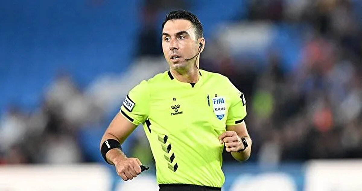 TFF Başkanı İbrahim Hacıosmanoğlu tarafından Riva’ya çağrılan Arda Kardeşler dün tesislere giderek Merkez Hakem Kurulu Başkanı Ferhat Gündoğdu ile bir araya geldi.