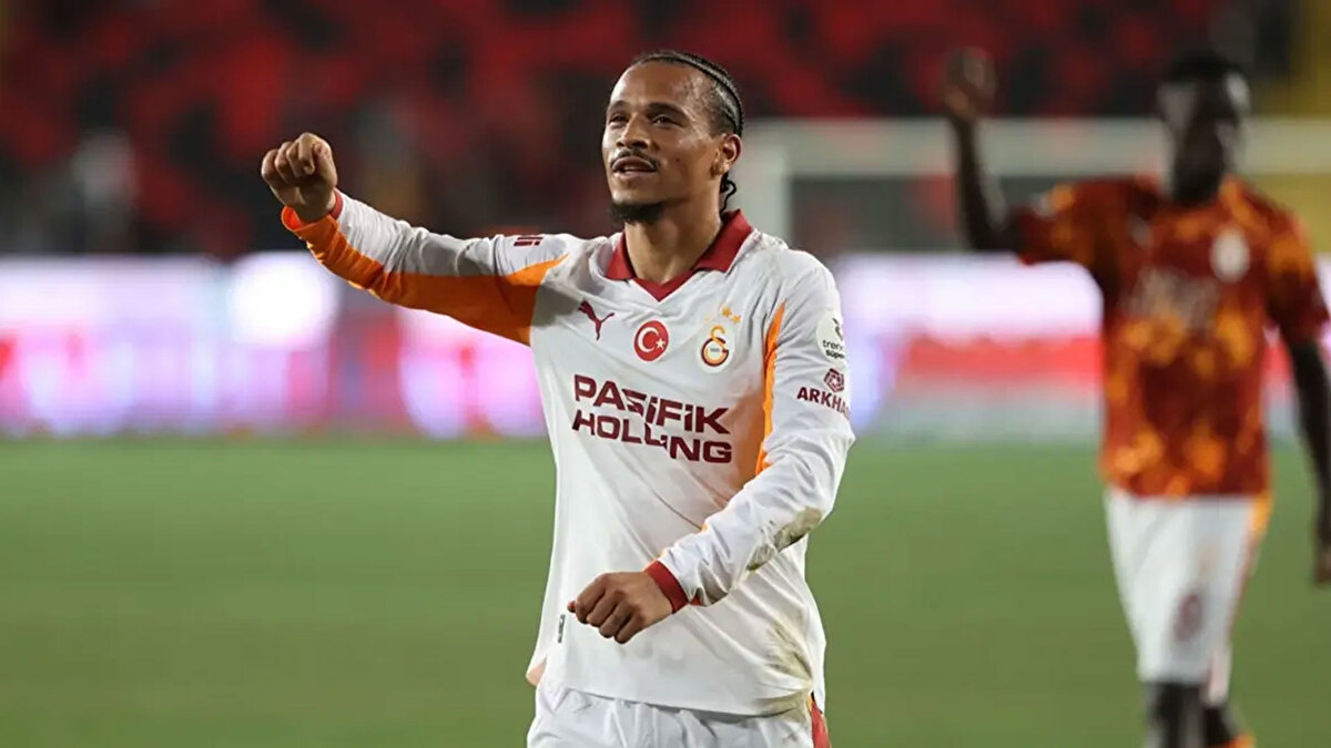 Galatasaray formasıyla 7 maça çıkan Sane, 1 gol ve 1 asistle oynuyor. Alman yıldızın piyasa değeri 32 milyon euro.