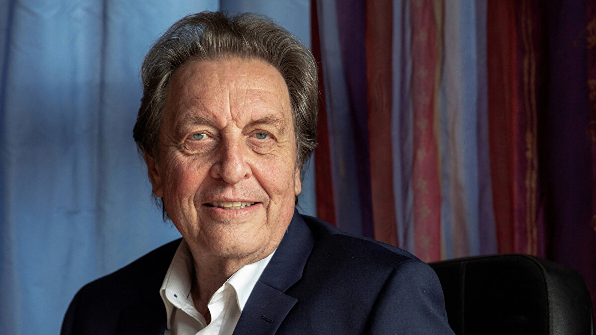 Habere göre Errol Musk, 1992'de yaptığı üçüncü evliliğinden sonraki yıllarda öz ve üvey çocuklarından 5'ini istismar etmekle suçlandı.