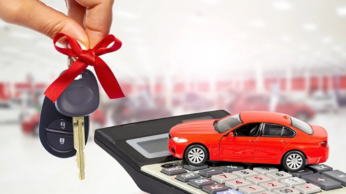 Taşıt kredisi 2025: Bankaların faiz oranları değişti<br><br>2025 yılıyla birlikte otomobil almak isteyen vatandaşlar, taşıt kredisi kampanyalarını yakından takip ediyor. Bankaların sunduğu faiz oranları, aylık taksit tutarları ve toplam ödeme miktarları birbirinden farklılık gösteriyor. Bu nedenle kredi çekmeden önce detaylı bir karşılaştırma yapmak büyük önem taşıyor.