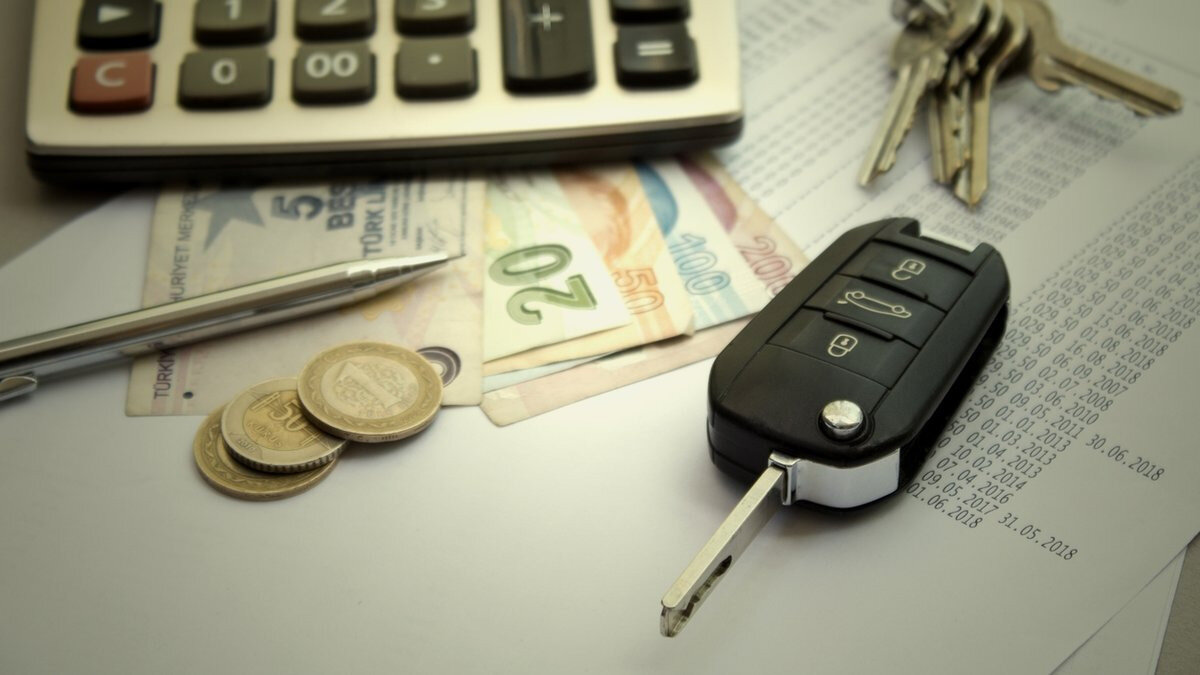 2025’te taşıt kredisi kullanmayı düşünenlerin, faiz oranlarını ve toplam ödeme tutarlarını karşılaştırarak karar vermesi, bütçelerini korumak adına büyük önem taşıyor.