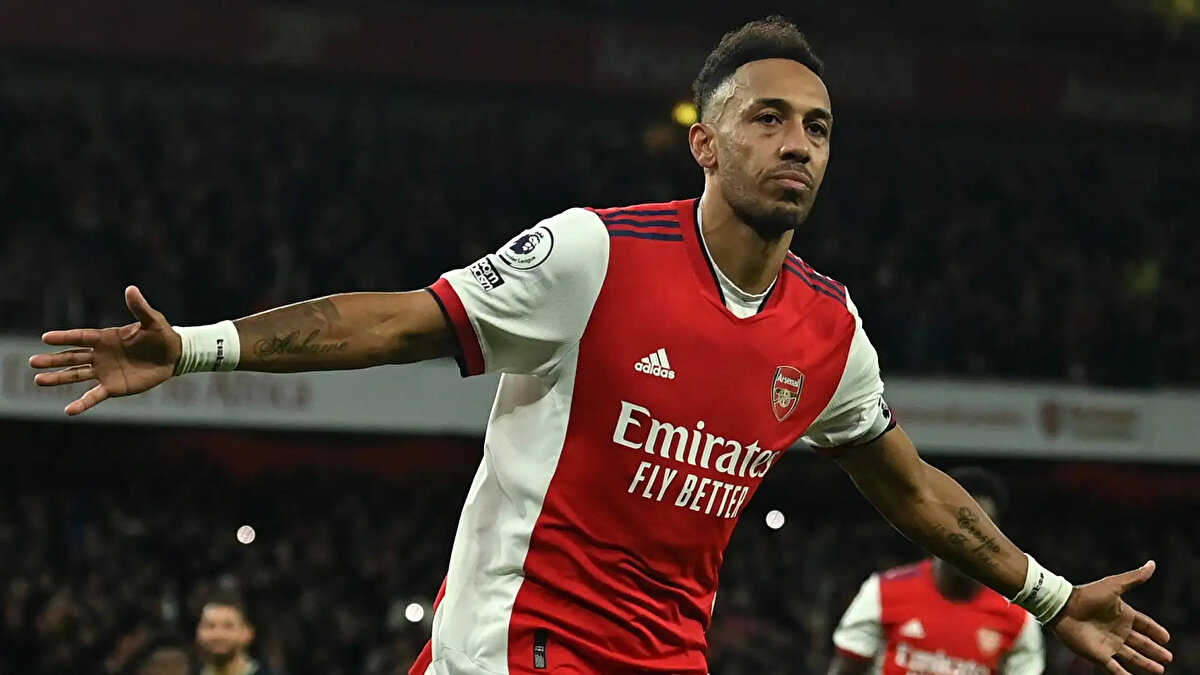 Pierre-Emerick Aubameyang<br>62 Maç - 34 Gol