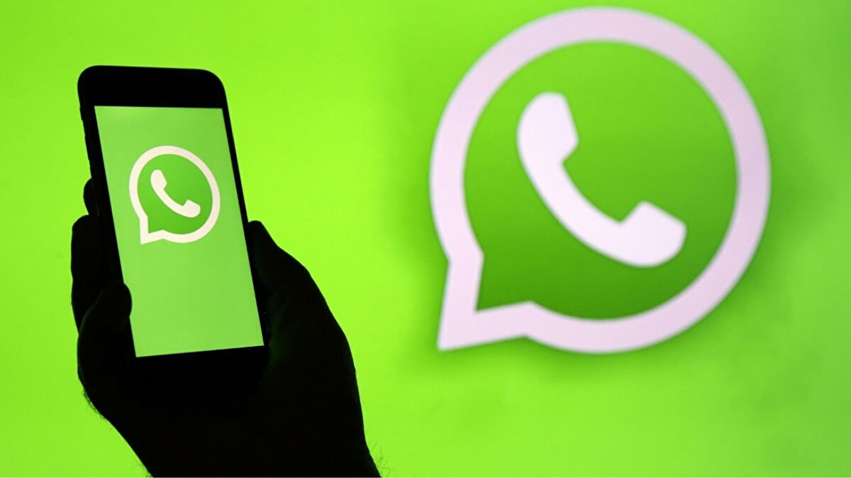 WhatsApp, çeviri işlemlerinin cihaz üzerinde yapıldığını açıkladı. Bu sayede kullanıcı verileri korunuyor, ayrıca hız da artıyor.Şimdilik özellik yalnızca mobilde aktif. WhatsApp, Web ve Windows sürümleri için tarih vermedi.
