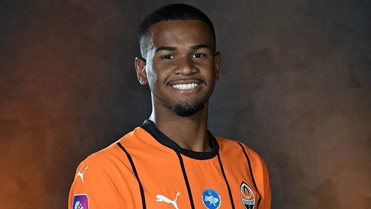 Turan, yıldız oyuncunun bacağının kırıldığını açıkladı.