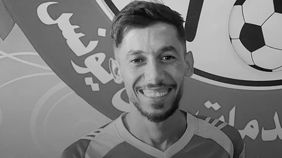 Filistin resmi ajansı WAFA’nın haberinde, Gazze'deki Şebab Refah Kulübü sporcularından es-Satri'nin bugün Refah kentinde insani yardım beklediği sırada İsrail güçlerinin açtığı ateş sonucu hayatını kaybettiği belirtildi.