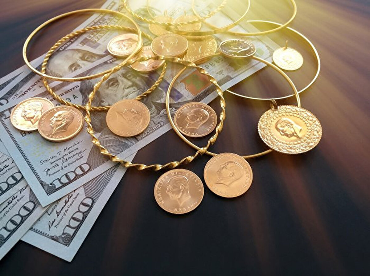 Altın ve döviz piyasasındaki dalgalanmalar 24 Eylül 2025 Çarşamba günü de yakından izleniyor. Yatırımcıların güvenli liman olarak gördüğü gram altın 5 bin TL sınırına dayanırken, dolar 41,43 TL’den işlem görüyor. Çeyrek, yarım ve tam altın fiyatlarının yanı sıra Euro ve Sterlin’in Türk Lirası karşısındaki güncel değerleri de araştırılıyor. İşte 24 Eylül Çarşamba sabahı saat 06.11 itibarıyla güncel altın fiyatları ve döviz kuru…