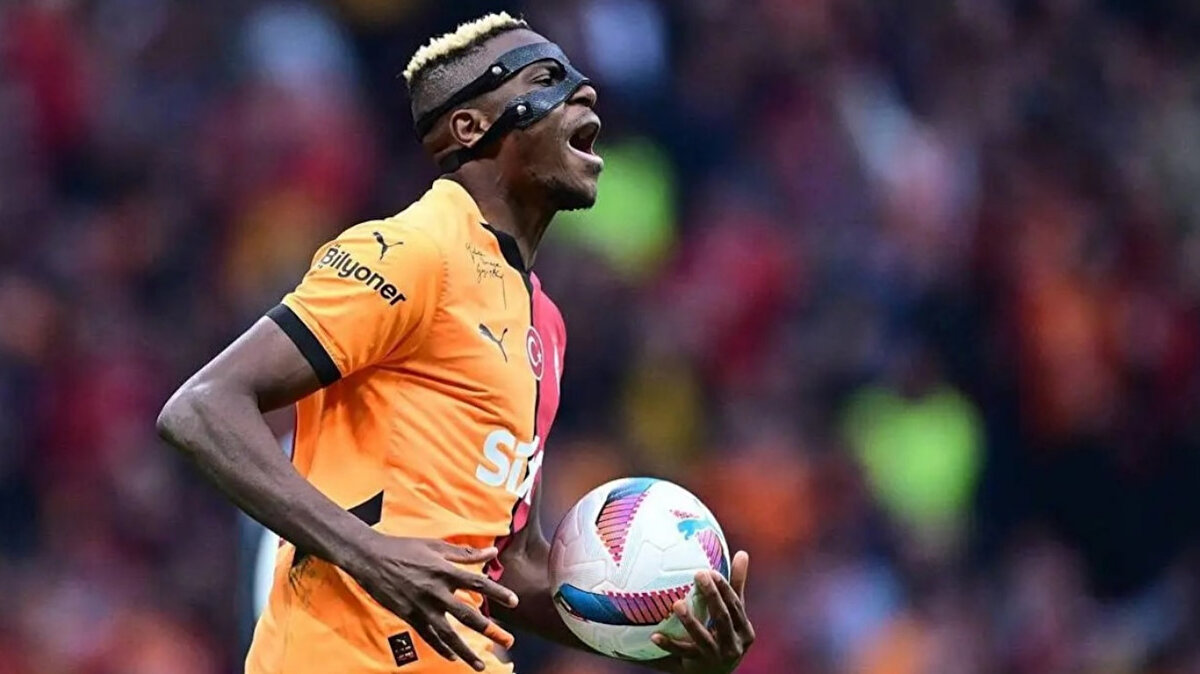 Galatasaray’ın yeni transferi Victor Osimhen, sakatlığı nedeniyle Eyüpspor, Eintracht Frankfurt ve Konyaspor maçlarında forma giyemedi.