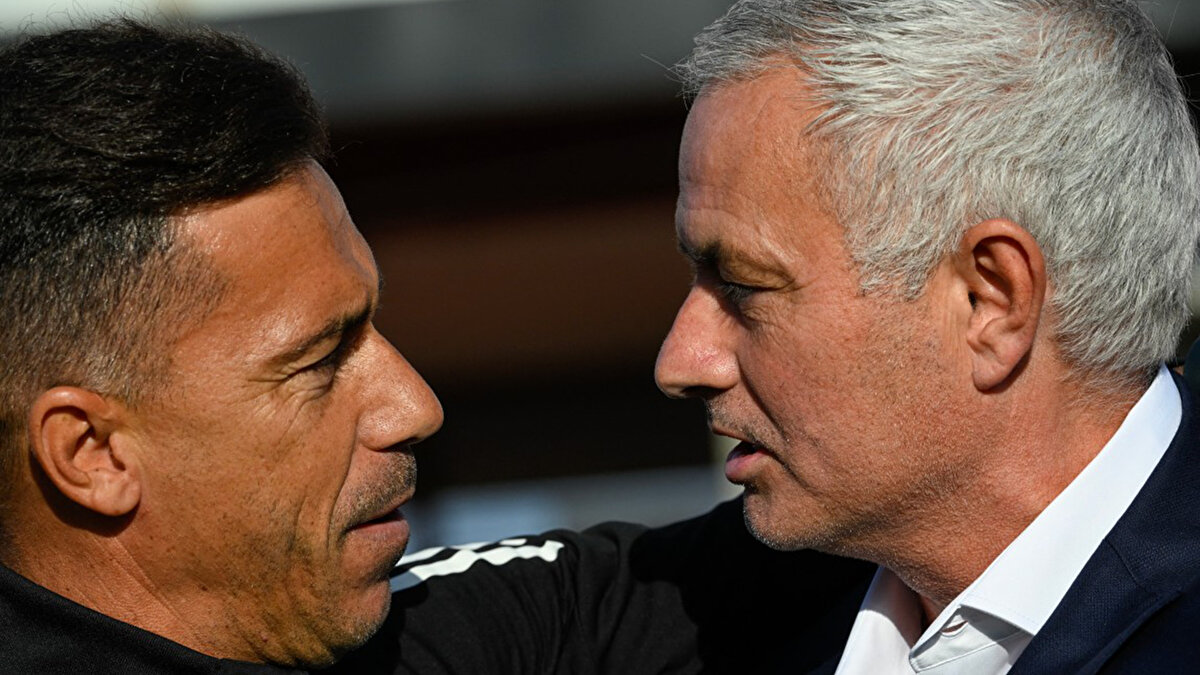 O JOGO: "MOURINHO'NUN İLK MAÇINDA SÜRPRİZ"<br><br>"Kırmızılar, Jose Mourinho'nun Luz'daki ilk maçında gösterdiği performansla uzatma dakikalarında sürpriz yaşadı."