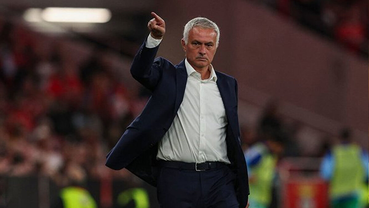 Bu golden sonra kontra atak yakalayan Rio Ave, 90+1. dakikada Andre Silva'nın sağ kanattan getirdiği topta müthiş bir gol kaydederek skoru 1-1'e getirdi. Bu dakikalardan sonra Benfica ataklar yapsa da golü bulamadı ve karşılaşma 1-1 beraberlikle sona erdi. 