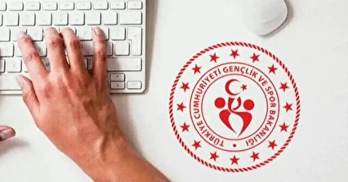 Sözlü sınav değerlendirme kriterleri şu şekilde olacak:<br><br>Mesleki alan bilgisi (50 puan)<br><br>Konuyu kavrayıp özetleme, ifade yeteneği ve muhakeme gücü (10 puan)<br><br>Liyakat, temsil kabiliyeti, tutum ve davranışlar (10 puan)<br><br>Özgüven, ikna kabiliyeti ve inandırıcılık (10 puan)<br><br>Genel kültür ve genel yetenek (10 puan)<br><br>Bilimsel ve teknolojik gelişmelere açıklık (10 puan)<br><br>Toplam 100 puan üzerinden değerlendirilecek olan sözlü sınavda adayların başarılı sayılabilmesi için en az 70 puan alması gerekecek.