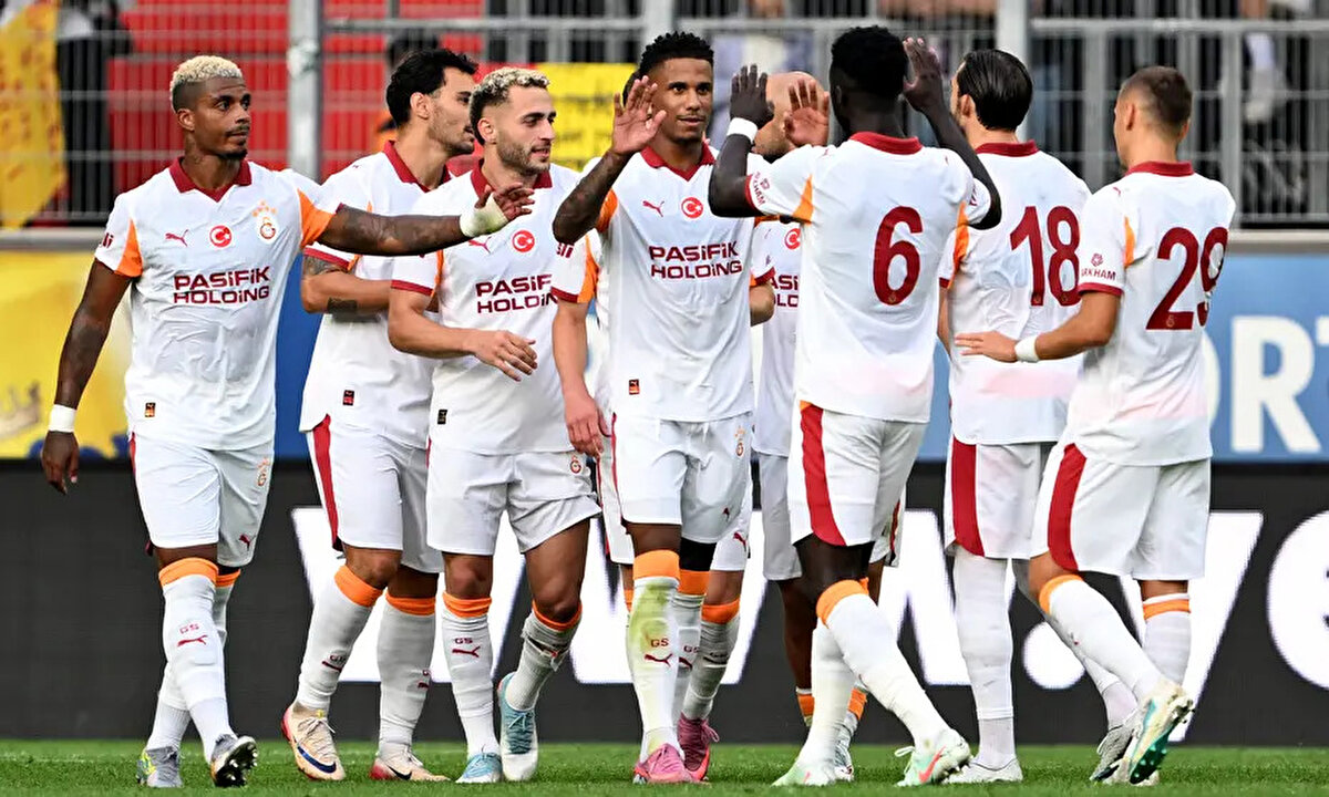 Eğer çok büyük bir değişim olmazsa Galatasaray, ligde bu defa çok erken bu işi bitirebilir. Ama Avrupa için mucize lazım."<br><br>