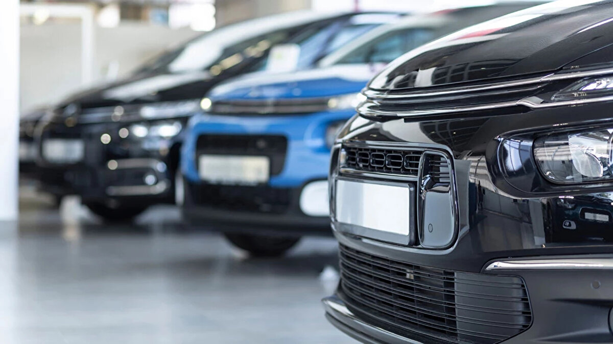 İndirim beklenen modeller<br><br>Vergi avantajı sayesinde bazı Çin ve Asya menşeli modellerde ise indirim beklentisi öne çıkıyor. İndirime girmesi öngörülen araçlar:<br><br>Chery: Omoda 5, Tiggo 7, Tiggo 8<br><br>MG: MG7, MG HS<br><br>SWM: G01, G01F, G03F, G05 PRO