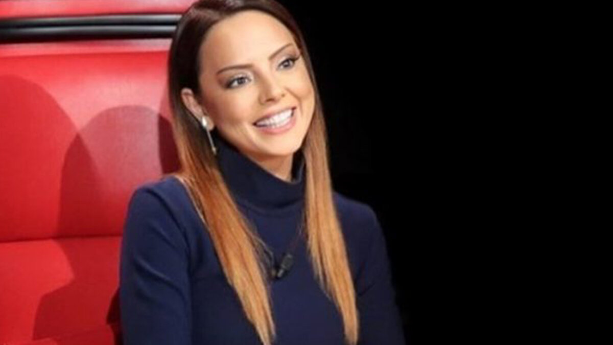 Gündeş sosyal medya hesabından yaptığı açıklamada şu ifadeleri kullandı: