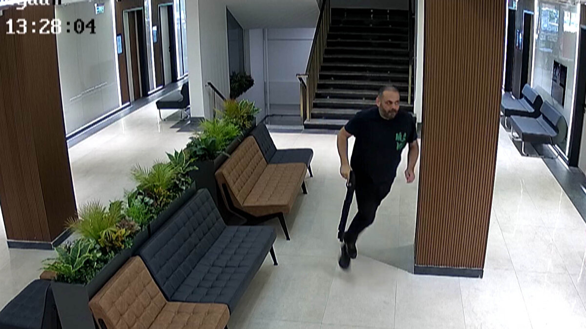 Aile ve Sosyal Hizmetler Bakanlığı avukatı ile Kahramanmaraş Barosu Kadın Hakları Komisyonu avukatları da sanığa verilecek cezada indirim yapılmamasını talep etti.