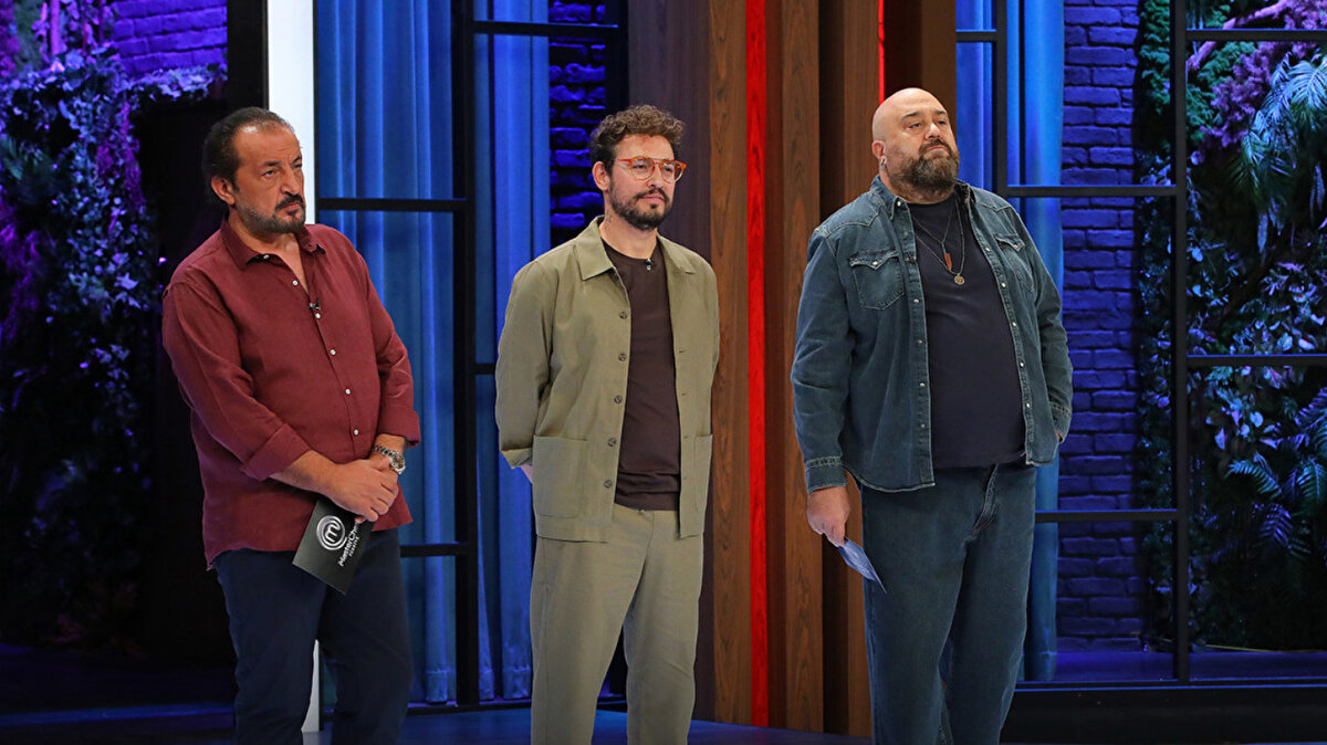 Dokunulmazlık oyununu kim kazandı?<br>MasterChef’in son bölümünde dokunulmazlığı kazanan taraf henüz açıklanmadı. Sonucun yeni bölümle birlikte belli olması bekleniyor.