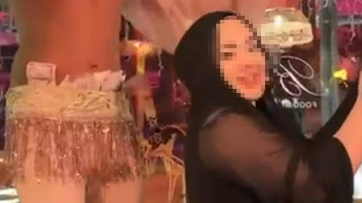 İzmir'de bir eğlence mekanında çekilip sosyal medyada paylaşılan görüntülere ilişkin başlatılan soruşturma kapsamında A.S. ile H.K., gözaltına alındı.