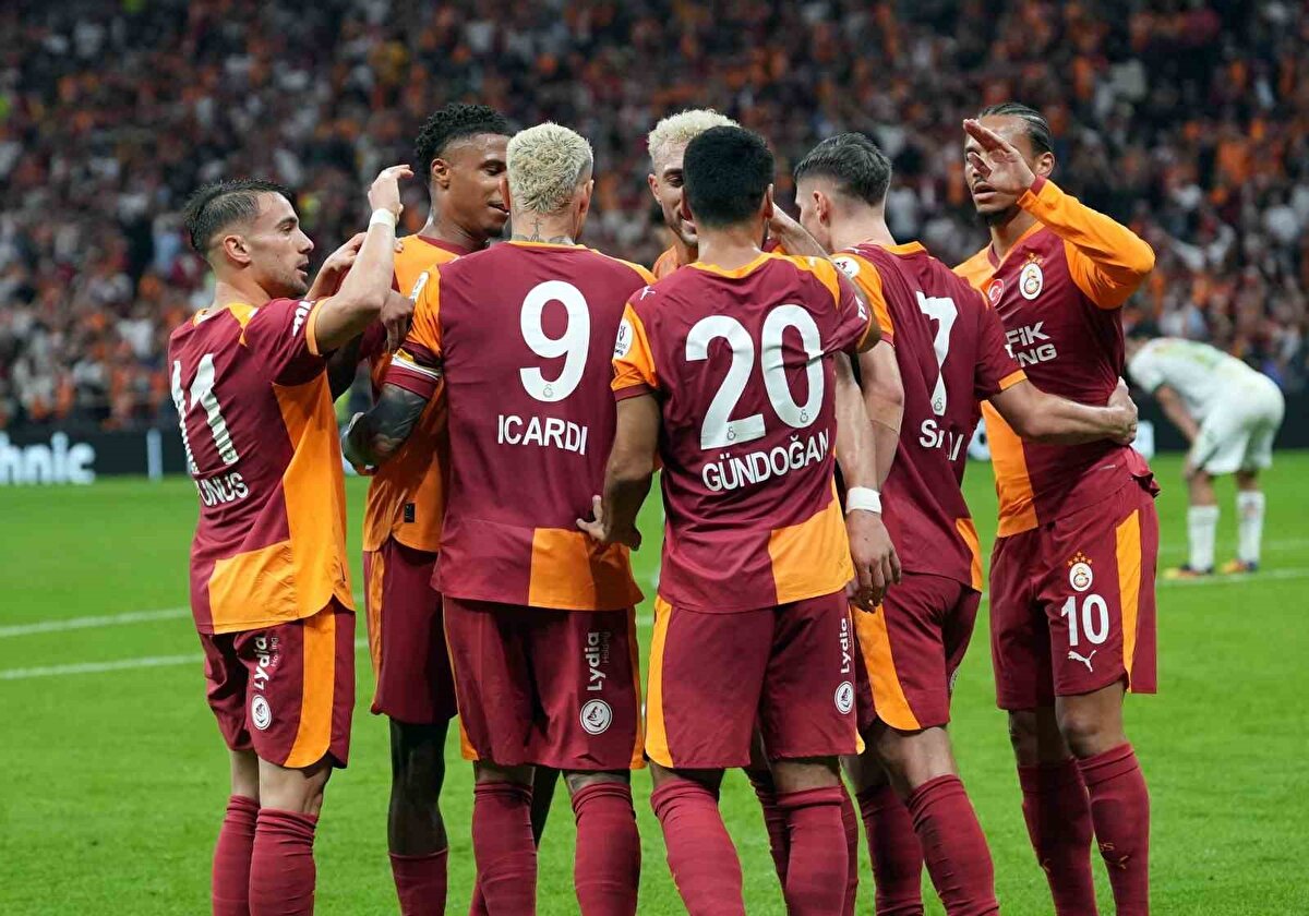 Galatasaray 2-0 Union SG<br>(25 Kasım Salı)