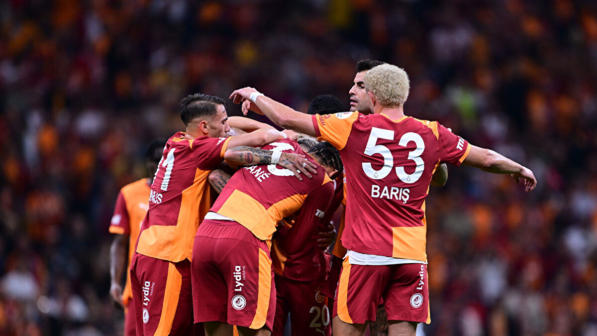 Şampiyonlar Ligi'ne kötü bir başlangıç yapan Galatasaray'ın önünde 7 maçı kaldı. Yapay Zeka'ya Galatasaray'ın kalan maçlarını simüle ettirdik. Mevcut forma ve veriler üzerinden elde edilen simüle sonuçlar şöyle; 